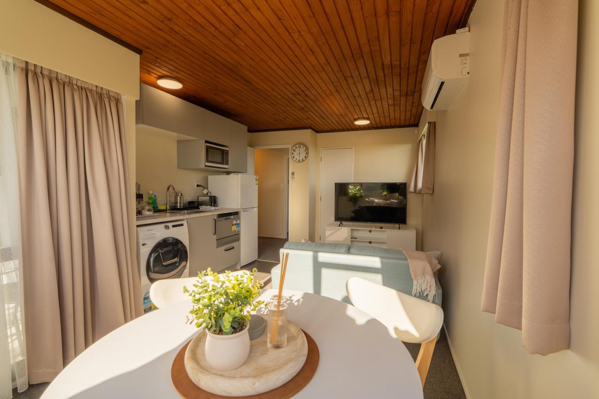Villa Cosy Unit With Incredible Views & Sky Tv Whanganui Exterior foto